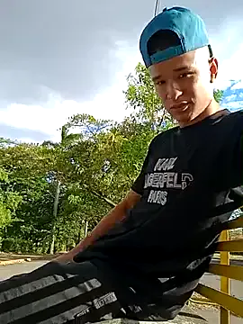 yourownermayla – webcam model profile photo Image 3