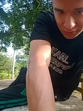 yourownermayla – webcam model profile photo Image 6