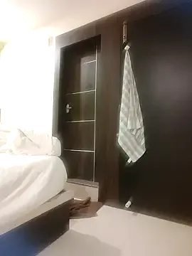 Horny_pratiksha – webcam model profile photo Image 11