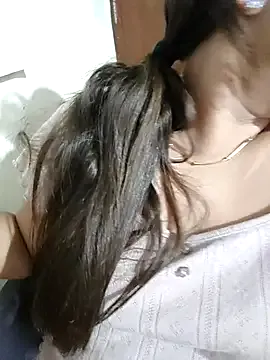 Horny_pratiksha – webcam model profile photo Image 5