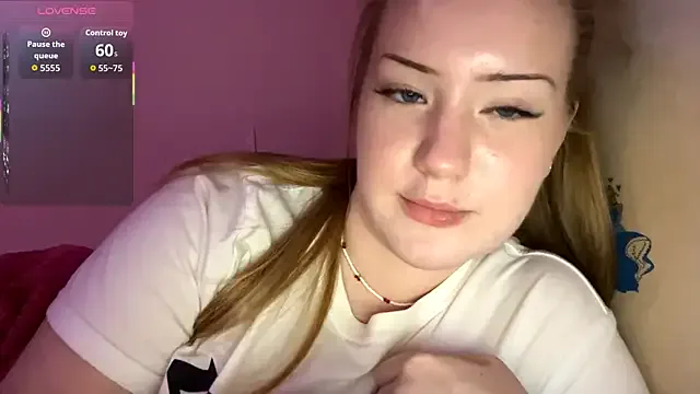 Sania-Love – webcam model profile photo Image 13