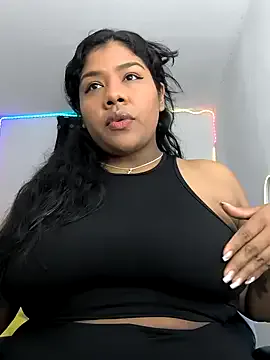 seraphine23 – webcam model profile photo Image 15