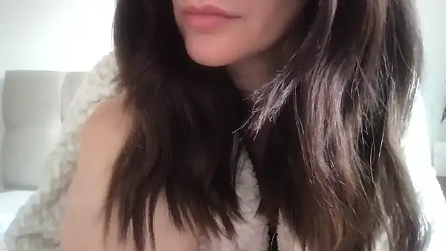 Alirawrz – webcam model profile photo Image 13