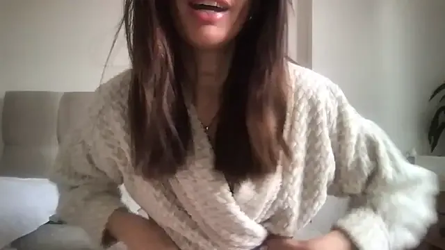 Alirawrz – webcam model profile photo Image 15