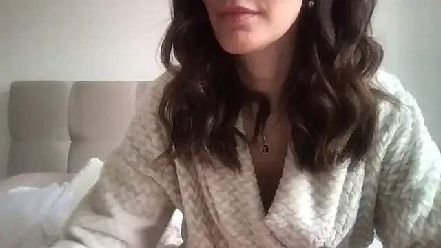 Alirawrz – webcam model profile photo Image 18