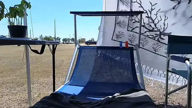 hoaarisa – webcam model profile photo Image 6