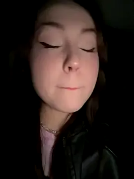 _Alicee_1 – webcam model profile photo Image 13