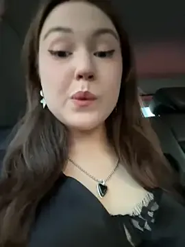 _Alicee_1 – webcam model profile photo Image 7