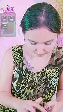 Sandhya_77 – webcam model profile photo Image 4