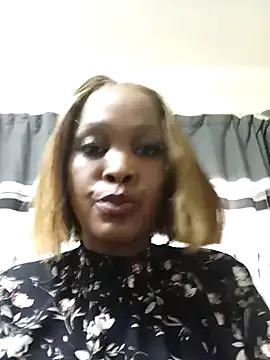 Cutee_Jaan – webcam model profile photo Image 8