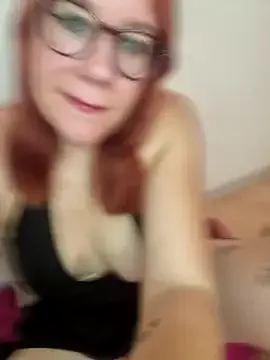 RedAssHottie – webcam model profile photo Image 5