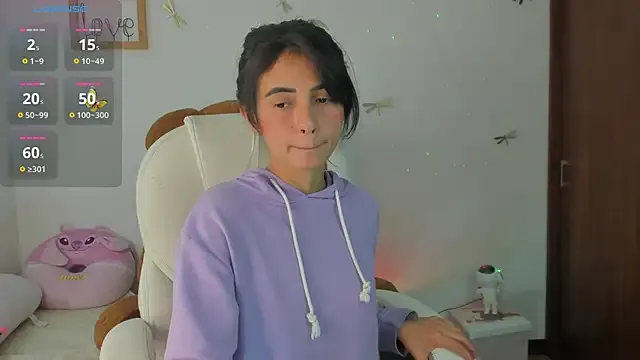 hot_wife_35 – webcam model profile photo Image 2