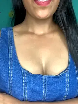 GenesisFernandez – webcam model profile photo Image 16