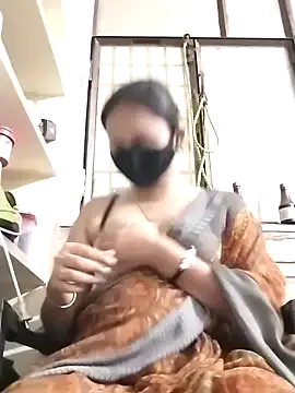 lustflare1 – webcam model profile photo Image 15