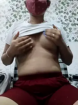 lustflare1 – webcam model profile photo Image 6