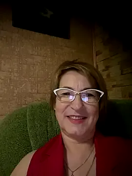 curvyflawless – webcam model profile photo Image 6