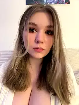 curvyflawless – webcam model profile photo Image 17