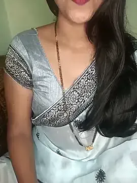 curvyflawless – webcam model profile photo Image 6