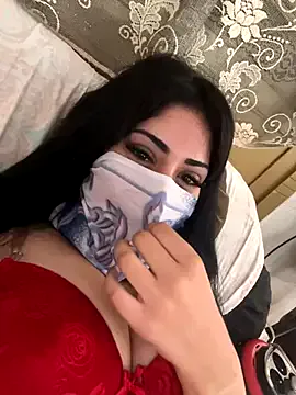 STRIP_GLOW – webcam model profile photo Image 13