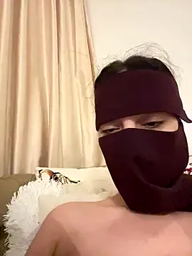 SophiiaStarr – webcam model profile photo Image 12