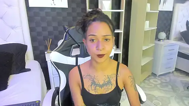 Candy_Mur – webcam model profile photo Image 6