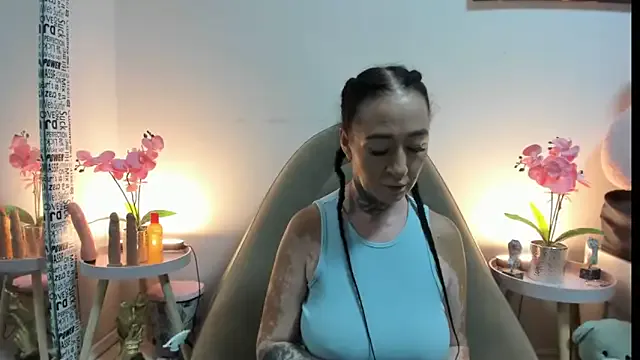 Cute-Telugu-Teacher – webcam model profile photo Image 13