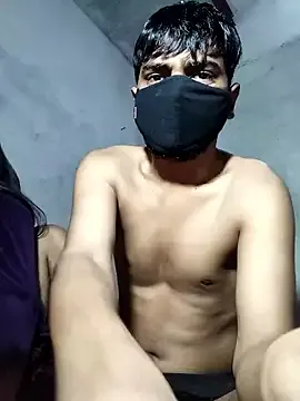 Yara-Lolii – webcam model profile photo Image 10