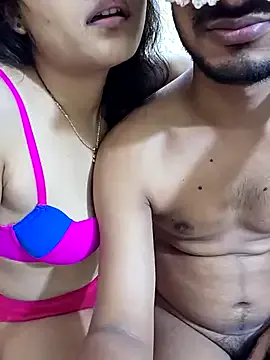 DIANITA_1988 – webcam model profile photo Image 5