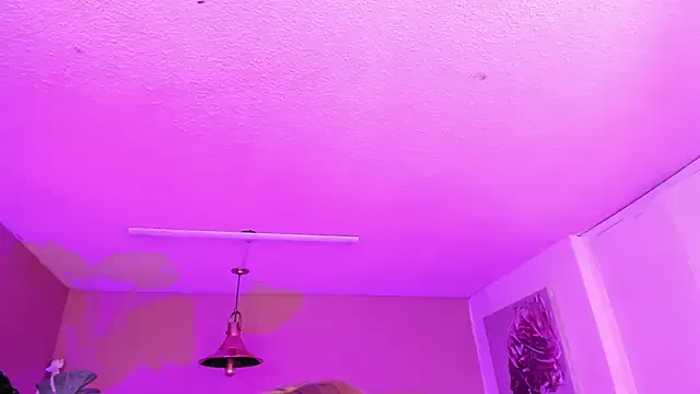 the_queen_of_street – webcam model profile photo Image 7