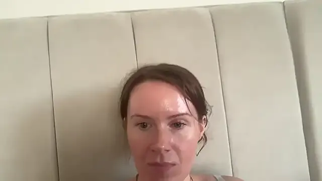 myriambirkett – webcam model profile photo Image 17