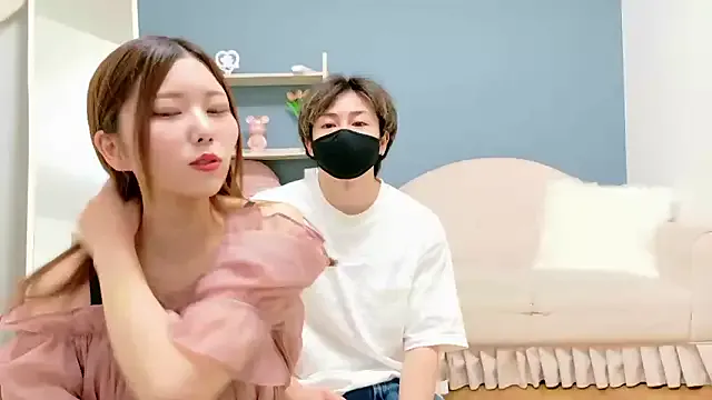 nide_xiaogou – webcam model profile photo Image 16