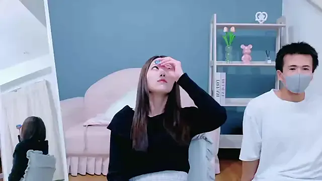 nide_xiaogou – webcam model profile photo Image 19