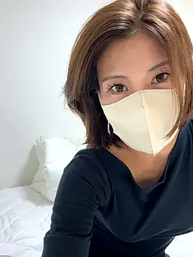 Love_Foreverr12 – webcam model profile photo Image 3