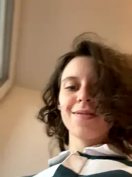 Cum_girlss – webcam model profile photo Image 14