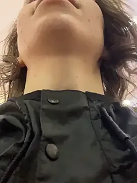 Cum_girlss – webcam model profile photo Image 15