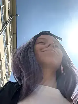 Cum_girlss – webcam model profile photo Image 4