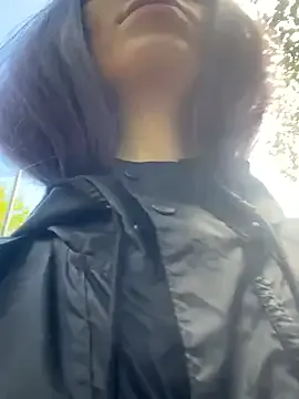 Cum_girlss – webcam model profile photo Image 6