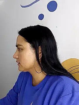 ClaireBree – webcam model profile photo Image 10