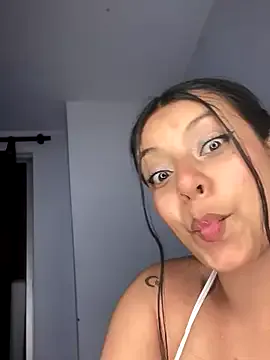 Nicoleevien – webcam model profile photo Image 18