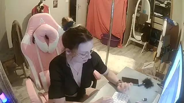 El-Jouri – webcam model profile photo Image 9