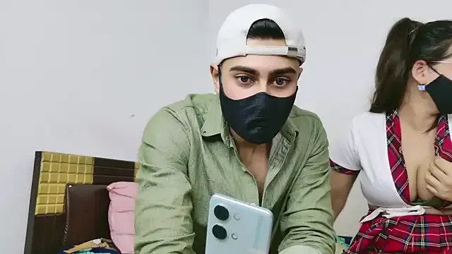 lola_tentatiion – webcam model profile photo Image 17