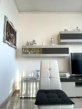 Bad_Girl_Sakura – webcam model profile photo Image 7