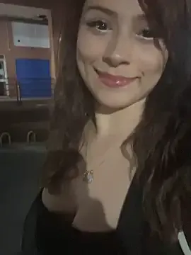 RsellAmb – webcam model profile photo Image 17