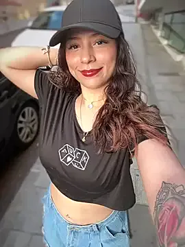 RsellAmb – webcam model profile photo Image 5