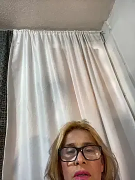 miamellycious – webcam model profile photo Image 19