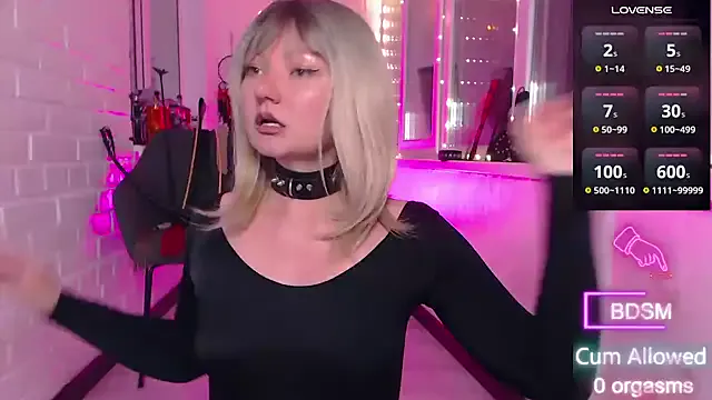 Sexandfire – webcam model profile photo Image 9