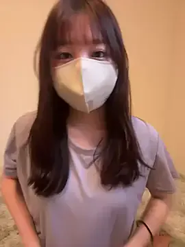 seraphine23 – webcam model profile photo Image 5