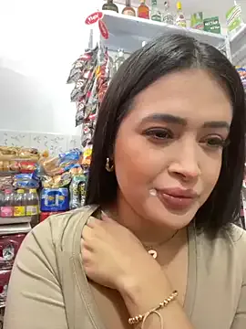 Rinamay_ – webcam model profile photo Image 12