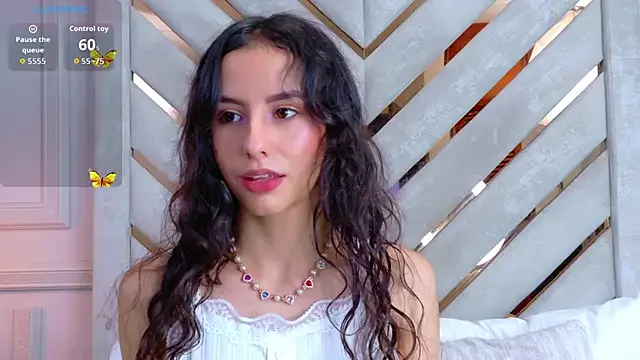 RedLipse – webcam model profile photo Image 17