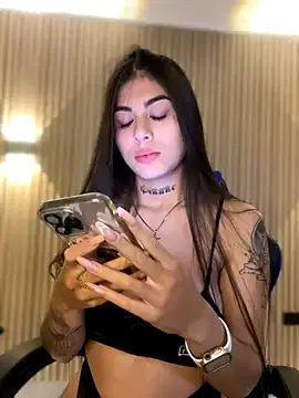 lola_tentatiion – webcam model profile photo Image 19